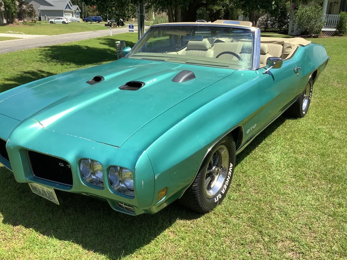 1970 Pontiac GTO Base from factory,now has every option available