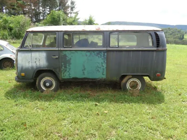 1970 Volkswagen Bus/Vanagon