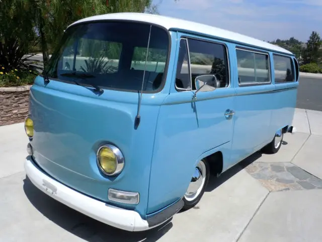 1970 Volkswagen Bus/Vanagon Nice