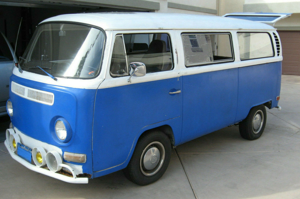 1970 Volkswagen Bus/Vanagon Bay Window Transporter, Sliding Door