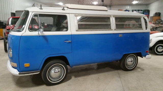 1970 Volkswagen Bus/Vanagon Pop-Top Camper