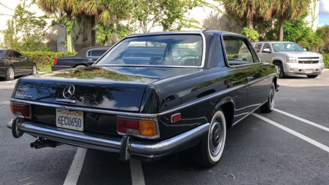 1971 Mercedes-Benz 200-Series W114 CLASSIC COUPE