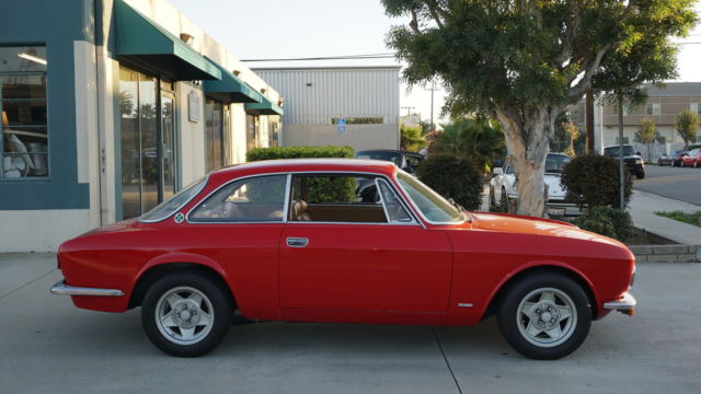 1971 Alfa Romeo GTV Coupe