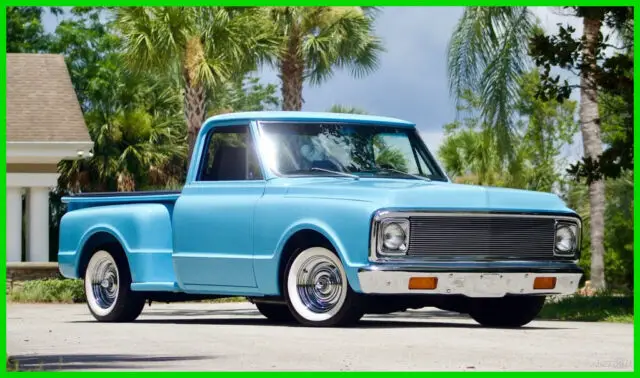 1971 Chevrolet C-10 Custom Stepside / 350 V8 / Lowered / 9K Miles