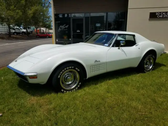 1971 Chevrolet Corvette Coupe Removal Hardtops