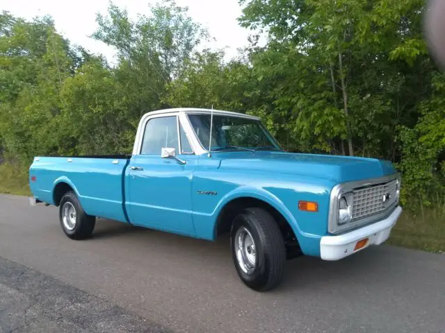 1971 Chevrolet C-10 Custom Deluxe