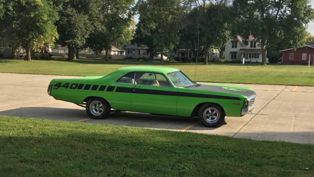 1971 Chrysler Newport 2 door