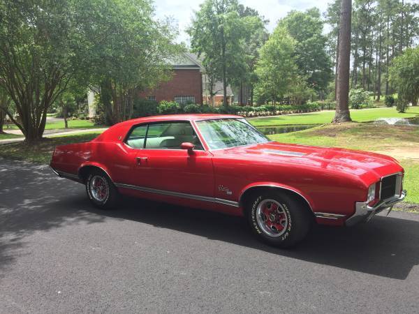 1971 Oldsmobile Cutlass HOLIDAY COUPE