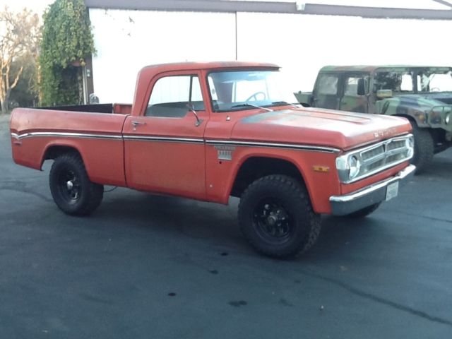 1971 Dodge Power Wagon