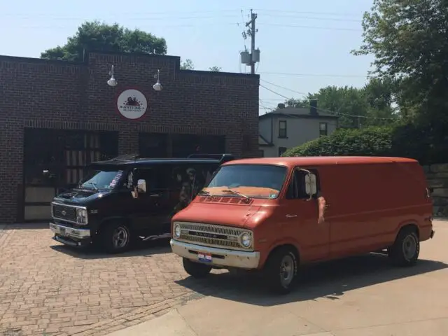 1971 Dodge B200 Tradesman