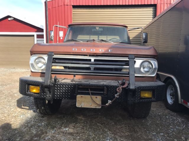 1971 Dodge Power Wagon