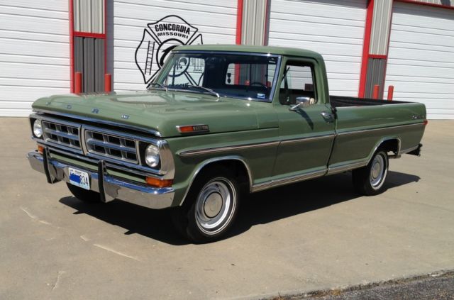 1971 Ford F-100 Sport Custom