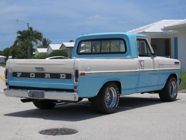 1971 Ford F-100 Short Bed Truck