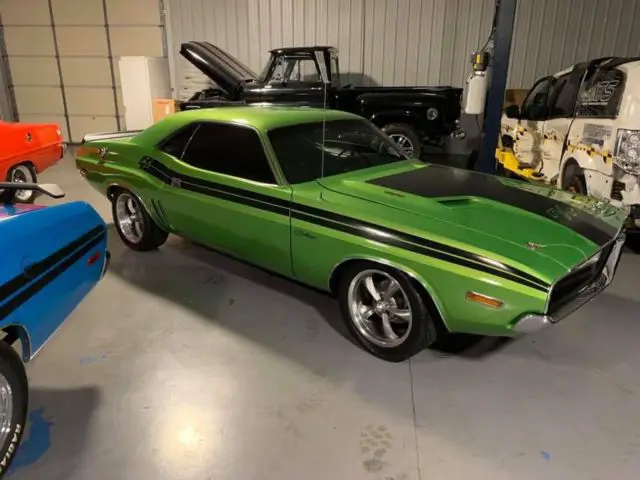 1971 Dodge Challenger 440 manual challenger