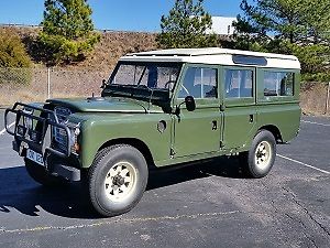 1971 Land Rover Defender --