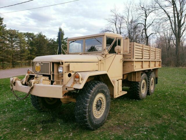 1971 Jeep Truck M35A2 2.5 TON