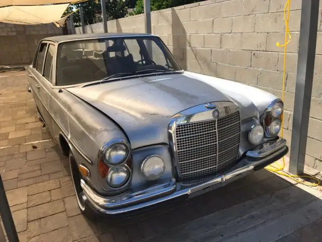 1971 Mercedes-Benz 300-Series