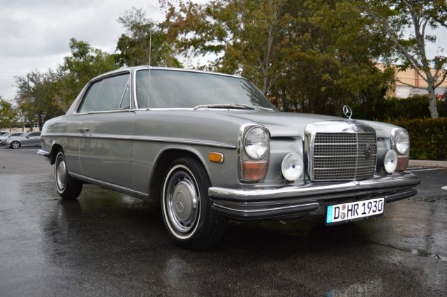 1971 Mercedes-Benz 200-Series COUPE