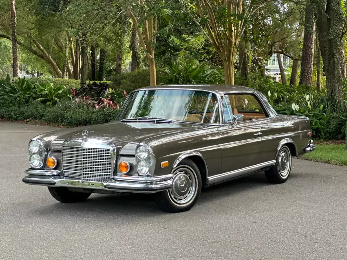 1971 Mercedes-Benz 200-Series 280SE Coupe 3.5