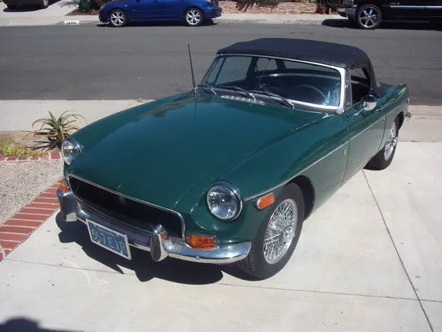 1971 MG MGB Black/Green