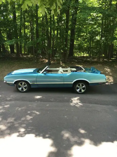 1971 Oldsmobile Cutlass 442 convertible