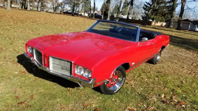 1971 Oldsmobile Cutlass Convertible