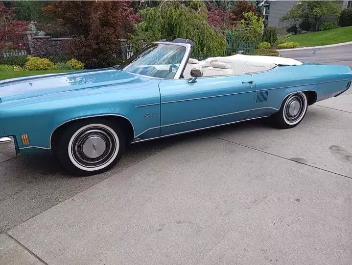 1971 Oldsmobile Delta 88 Royale