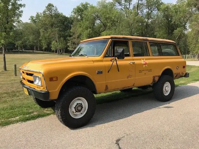 1971 GMC Suburban K20