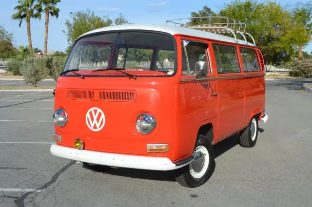 1971 Volkswagen Bus/Vanagon