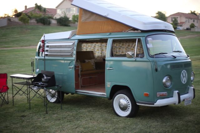 1971 Volkswagen Bus/Vanagon