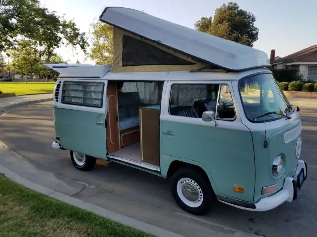 1971 Volkswagen Bus/Vanagon