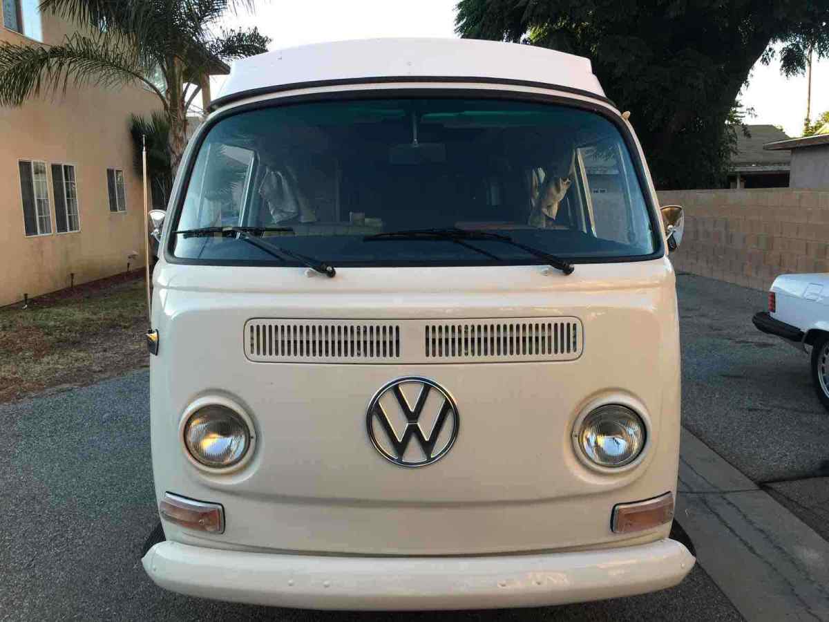 1971 Volkswagen Westfalia Camper