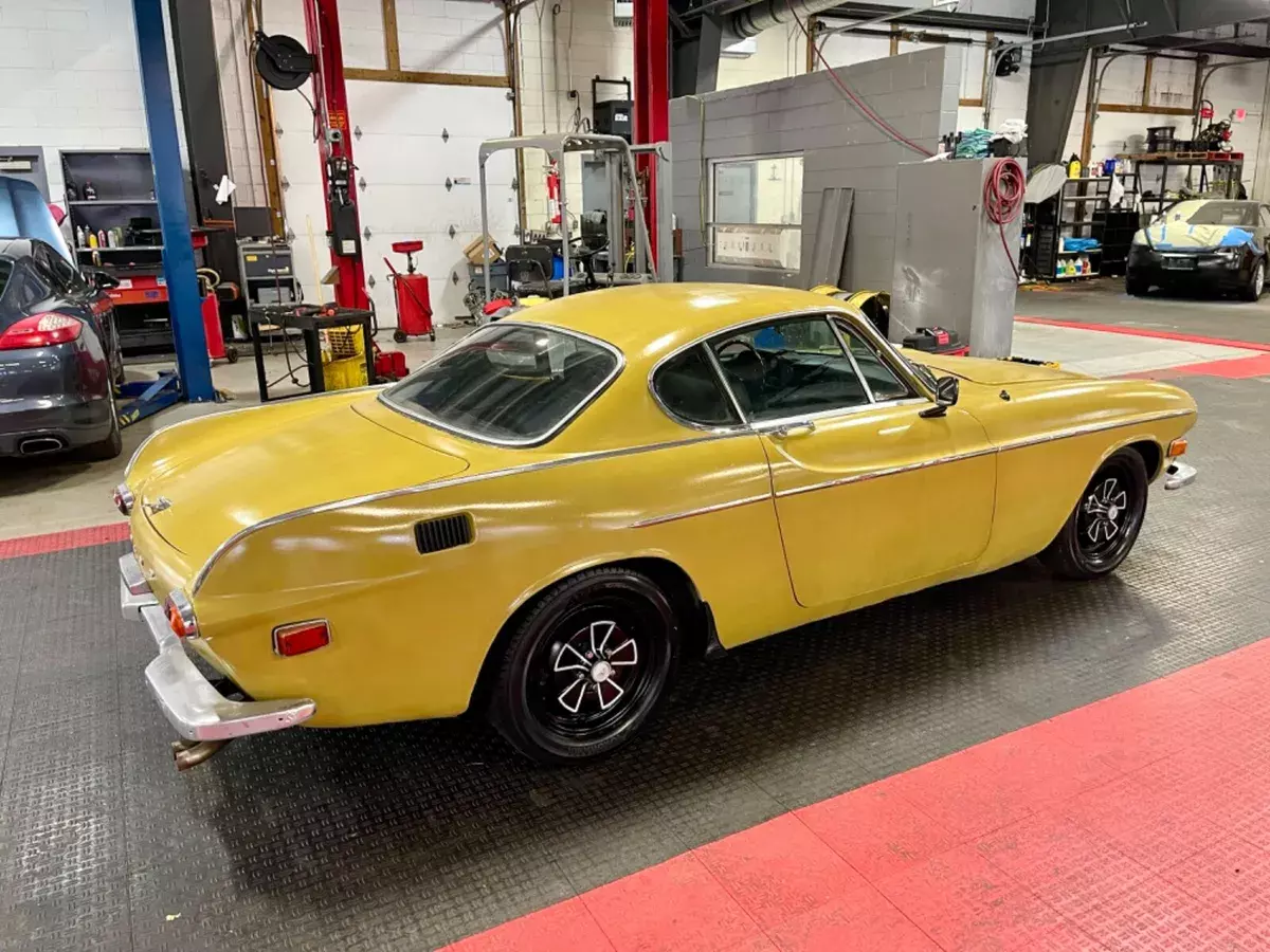 1971 Volvo P1800