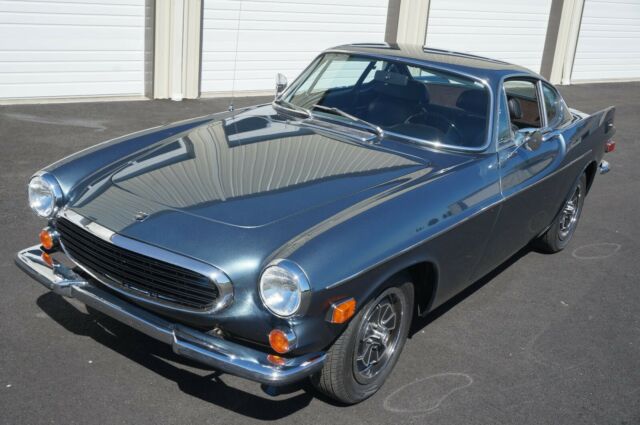 1971 Volvo P1800E