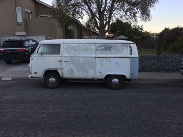 1971 Volkswagen Bus/Vanagon