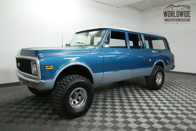 1972 Chevrolet Suburban RESTORED 4X4! $5K AC SYSTEM. V8. AUTO!