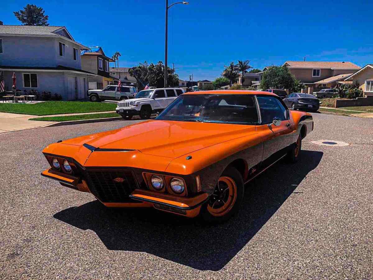 1972 Buick Riviera 2 Door