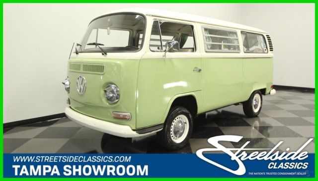 1972 Volkswagen Westfalia Camper Bus