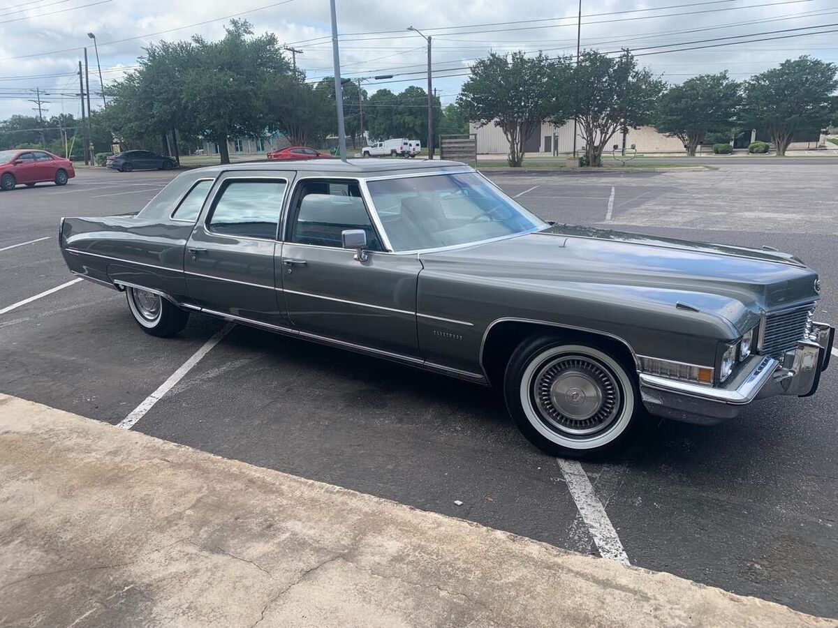 1972 Cadillac Fleetwood