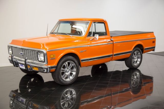 1972 Chevrolet C-10 C10 Custom Deluxe Pickup