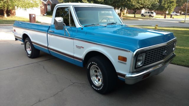 1972 Chevrolet C-10 Custom Deluxe