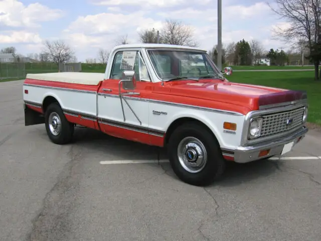 1972 Chevrolet C-10 C20 Custom Deluxe - No Reserve