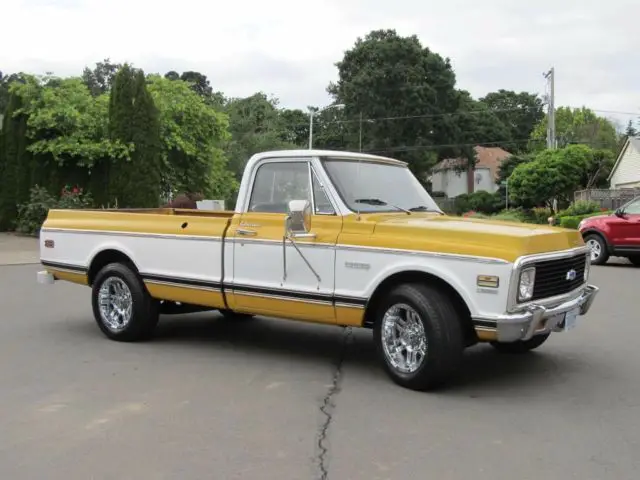 1972 Chevrolet C-10 Custom Camper