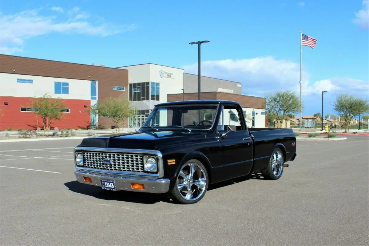 1972 Chevrolet C-10 Custom Deluxe