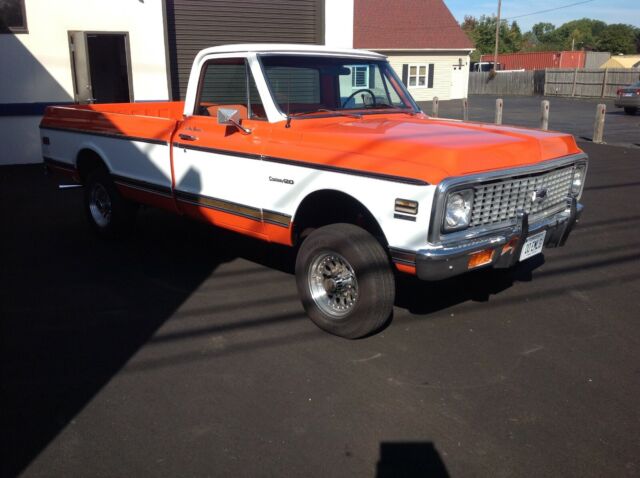 1972 Chevrolet C/K Pickup 2500 Custom camper