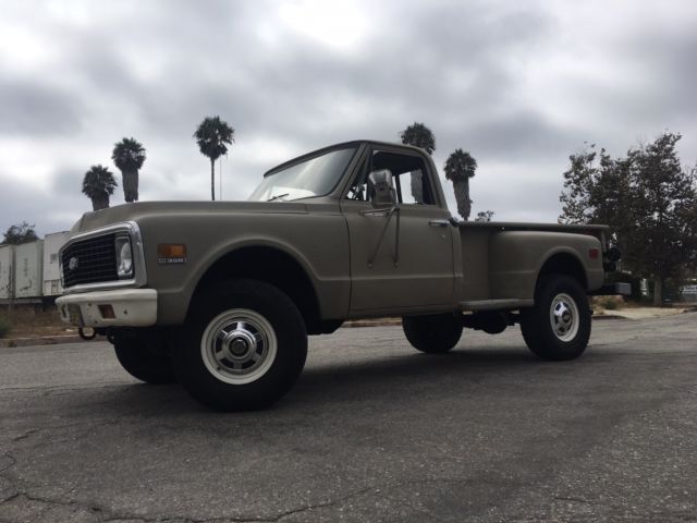 1972 Chevrolet C/K Pickup 2500 base