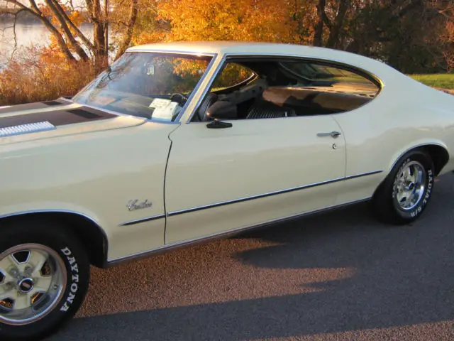 1972 Oldsmobile Cutlass