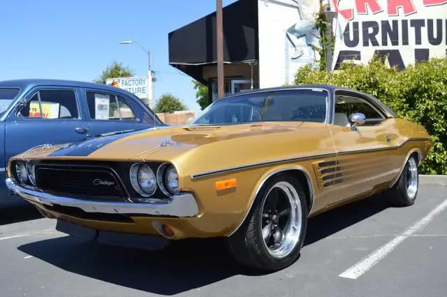 1972 Dodge Challenger --