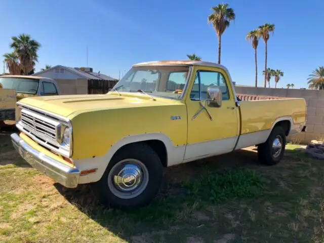 1972 Dodge D200