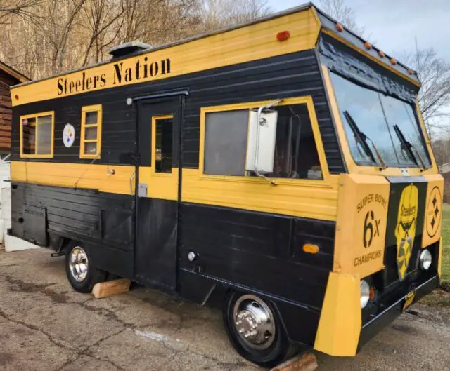 1972 Dodge Winnebago Minnie Winnie